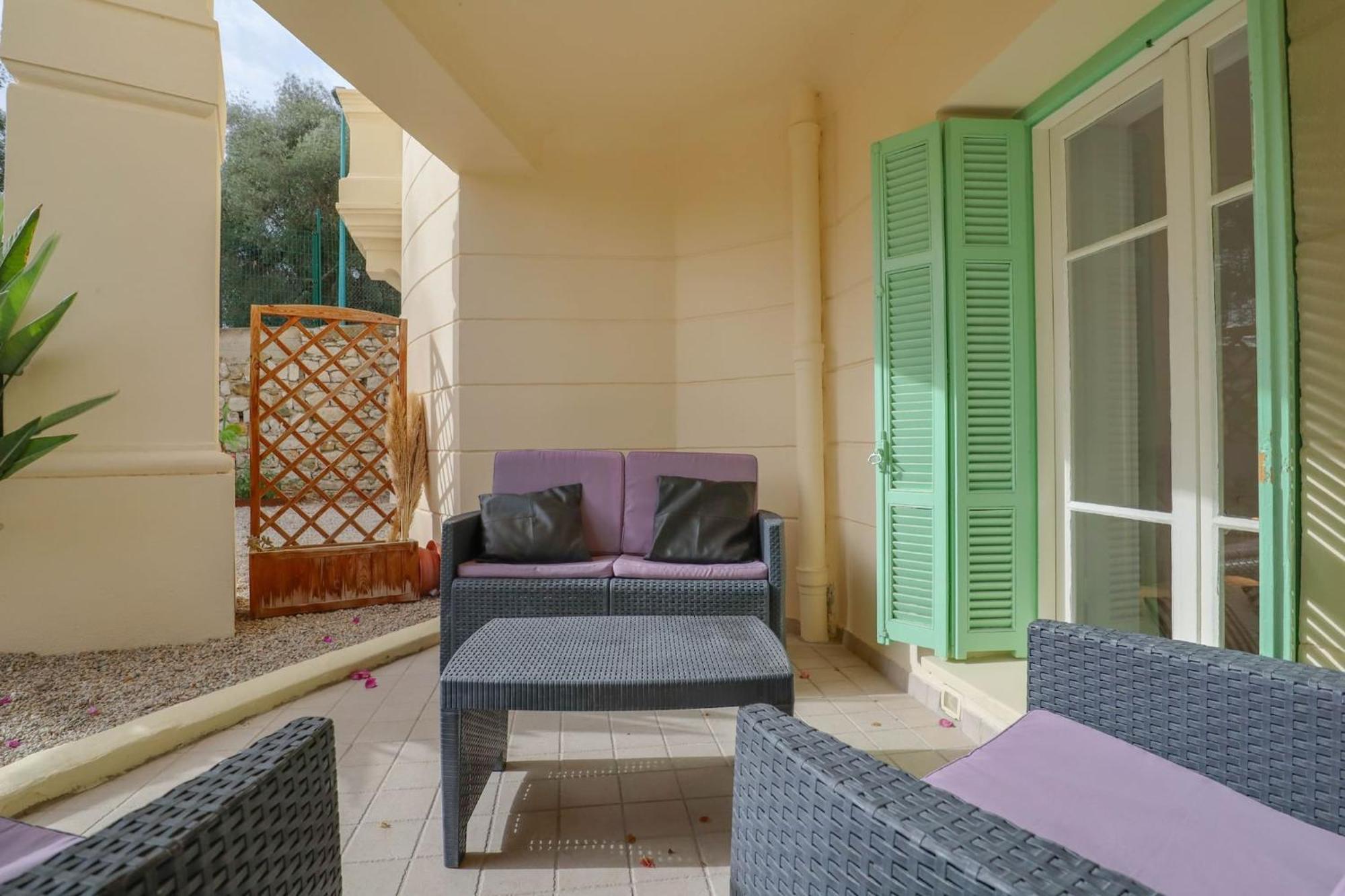 "Le Garavan Palace" Idyllique, Proche Gare Et Plage مينتون المظهر الخارجي الصورة